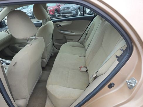 Used 2012 Toyota Corolla LE image 12