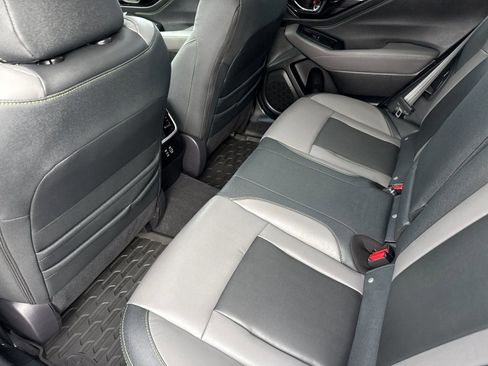 Used 2025 Subaru Outback Onyx Edition image 13