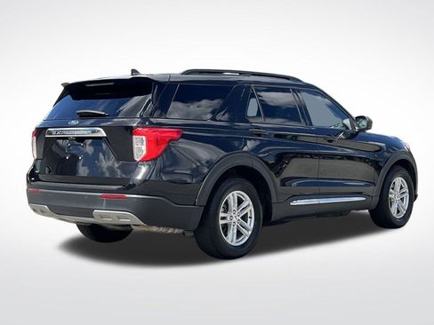 Used 2023 Ford Explorer XLT w/ Equipment Group 202A image 33