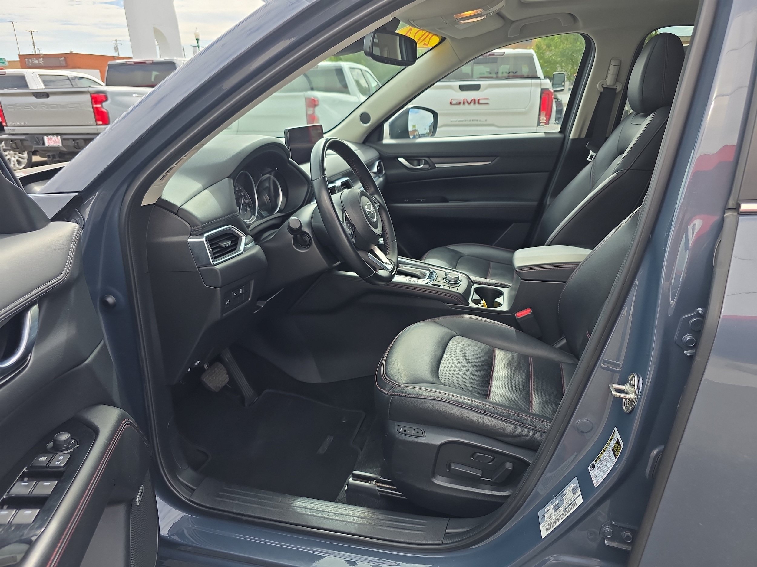 Used 2024 MAZDA CX-5 Carbon Edition AWD/4WD image 2