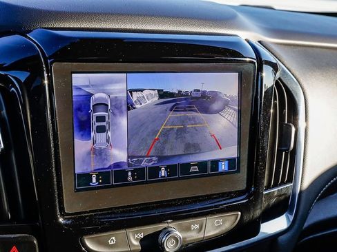 Used 2023 Chevrolet Traverse LT w/ LT Premium Package image 29