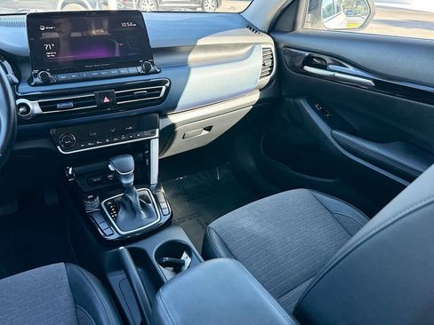 Used 2022 Kia Seltos S image 23