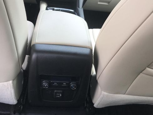 Certified 2023 Buick Enclave Essence w/ Experience Buick Package AWD/4WD image 14