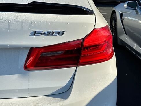 Used 2019 BMW 540i w/ M Sport Package image 17