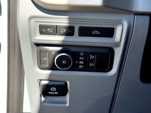 Certified 2021 Ford F150 XLT w/ Equipment Group 302A High image 14