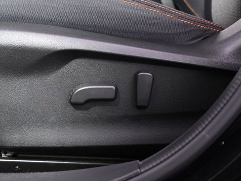 Used 2021 Subaru Crosstrek 2.0i Premium w/ Moonroof Package image 14