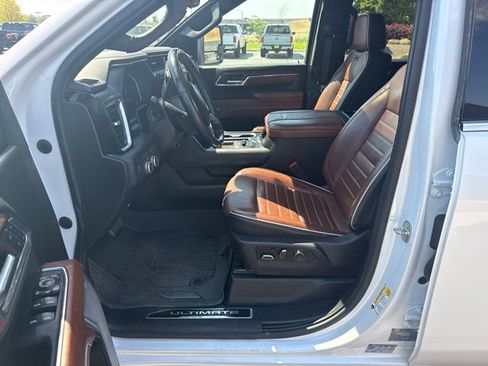 Used 2024 GMC Sierra 2500 Denali Ultimate AWD/4WD image 8