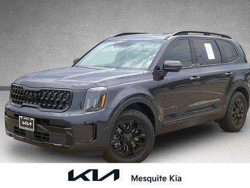 Certified 2025 Kia Telluride AWD image 1
