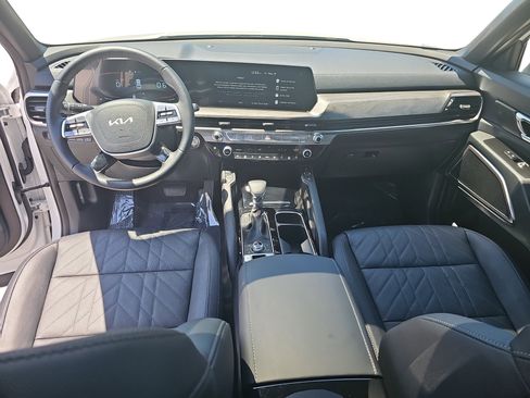 Used 2025 Kia Telluride EX X-Line AWD/4WD image 9