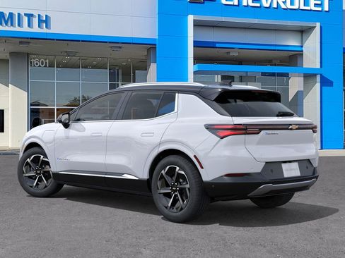 New 2025 Chevrolet Equinox EV LT image 3