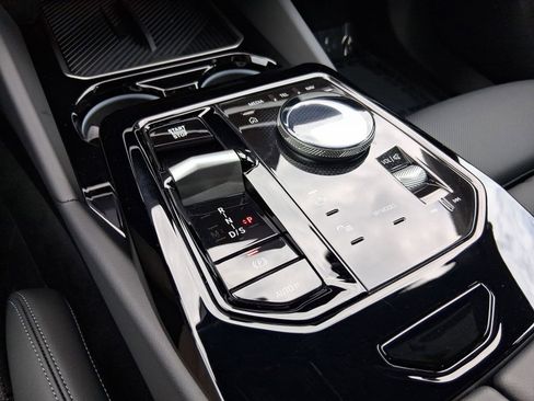 Used 2025 BMW 530i image 16