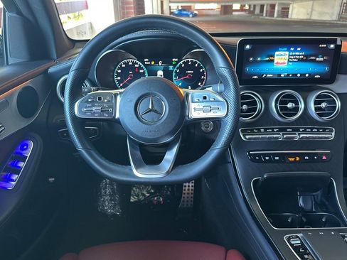 Used 2022 Mercedes-Benz GLC 300 4MATIC Coupe image 19
