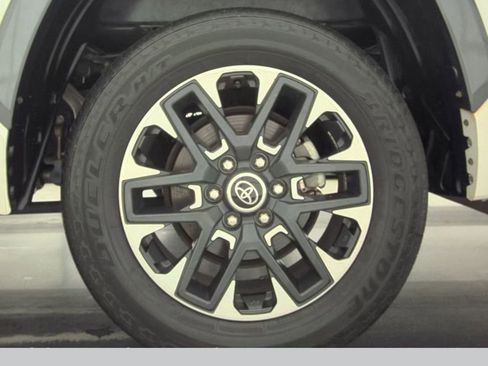 Used 2023 Toyota Tundra Limited image 13