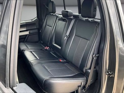 Used 2019 Ford F150 Lariat w/ Equipment Group 502A Luxury AWD/4WD image 22