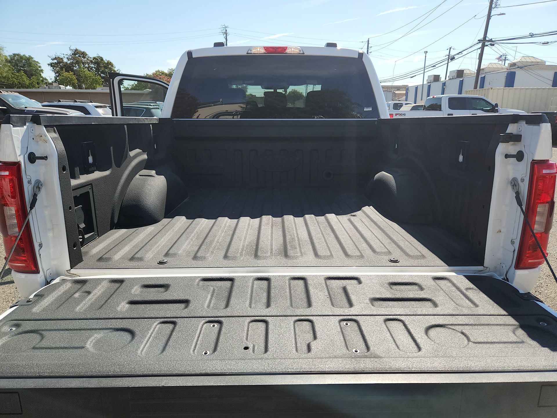 Used 2022 Ford F150 XLT w/ Trailer Tow Package AWD/4WD image 19