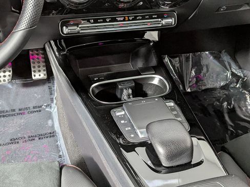 Used 2023 Mercedes-Benz CLA 250 4MATIC image 24