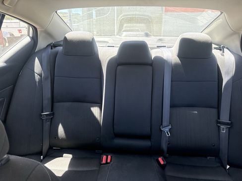 Used 2024 Nissan Altima 2.5 S FWD image 13