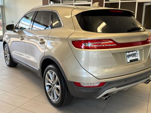 Used 2017 Lincoln MKC Select w/ Select Plus Package FWD image 6