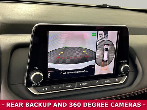 Certified 2025 Nissan Rogue SV AWD/4WD image 14