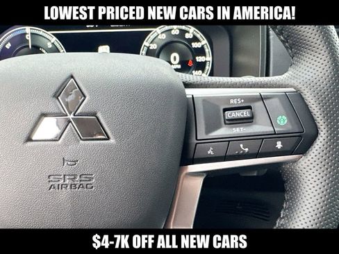 New 2025 Mitsubishi Outlander SE AWD/4WD image 14