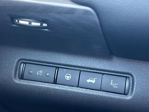 New 2026 Nissan Pathfinder Platinum AWD/4WD image 28