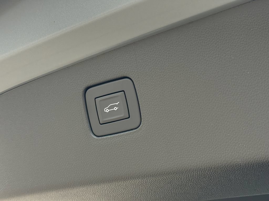 New 2026 Buick Envista Sport Touring w/ Convenience I Package FWD image 44