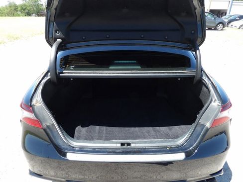 Used 2023 Toyota Camry SE FWD image 9