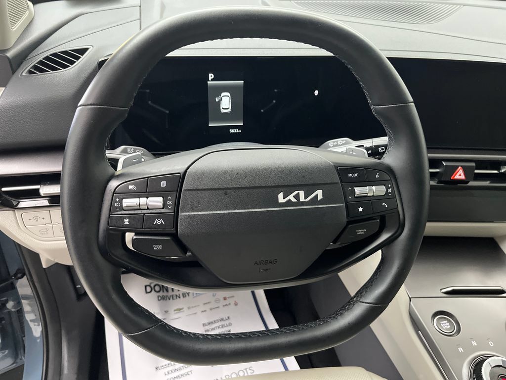 Used 2026 Kia Sportage EX AWD/4WD image 18