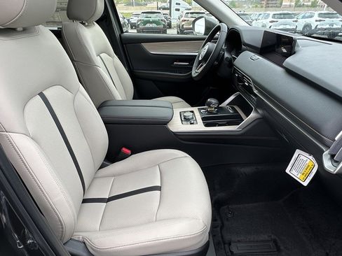 New 2026 MAZDA CX-90 3.3 Turbo w/ Preferred Package AWD/4WD image 16