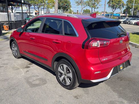 Used 2019 Kia Niro LX FWD image 6