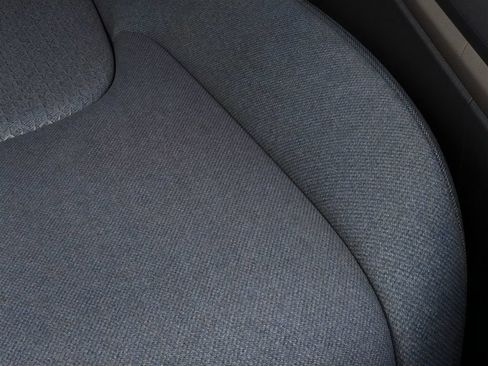 New 2027 Kia Carnival LX FWD image 24