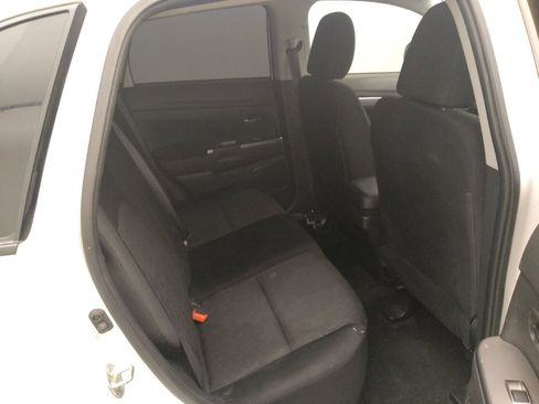 Used 2021 Mitsubishi Outlander Sport SE FWD image 19
