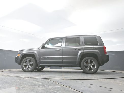 Used 2015 Jeep Patriot High Altitude image 23
