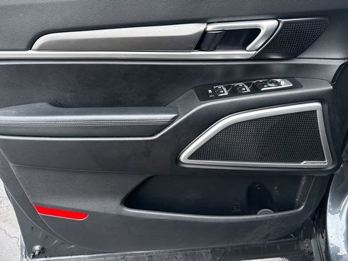 Used 2020 Kia Telluride S image 12