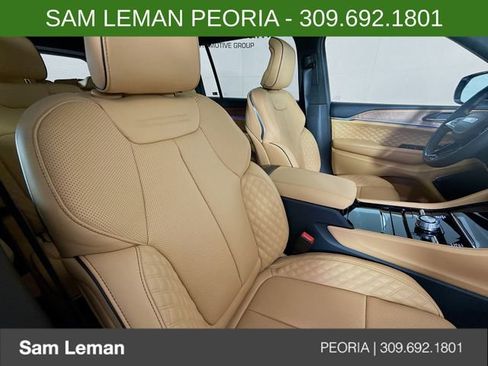 New 2026 Jeep Grand Cherokee L Summit AWD/4WD image 31