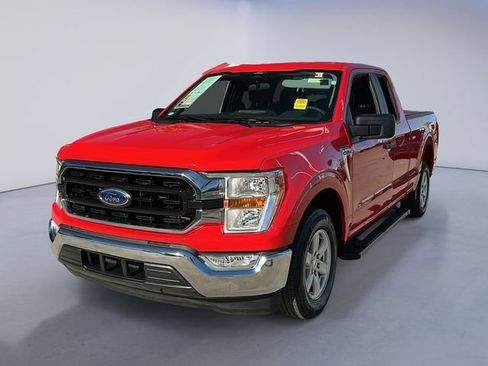 Used 2022 Ford F150 XLT w/ Trailer Tow Package RWD image 1