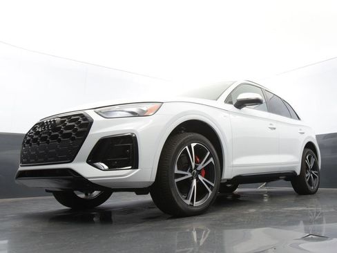 Certified 2025 Audi Q5 2.0T Premium Plus w/ Premium Plus Package image 35