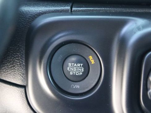 Used 2021 Jeep Wrangler Unlimited Sahara w/ Cold Weather Group AWD/4WD image 24