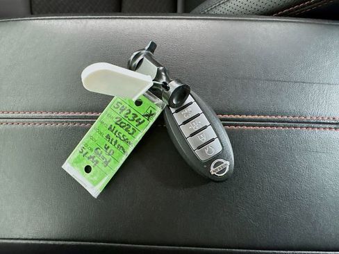 Used 2023 Nissan Altima 2.5 SR FWD image 28
