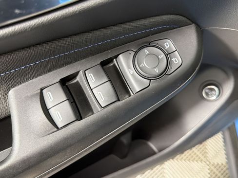 Used 2025 Buick Envista Sport Touring w/ Experience Buick Package FWD image 13
