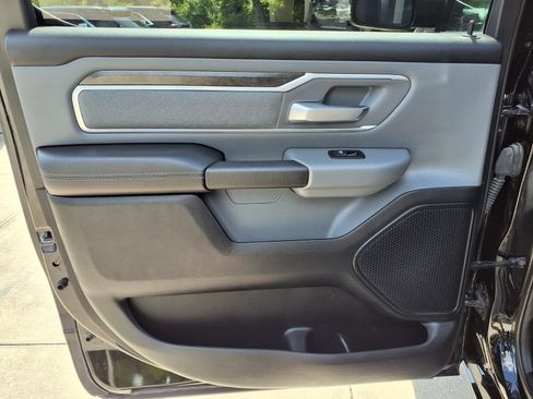Used 2021 RAM 1500 Big Horn AWD/4WD image 18