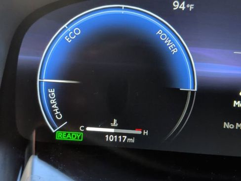 Used 2025 Toyota Camry XLE w/ Premium Plus Package FWD image 21