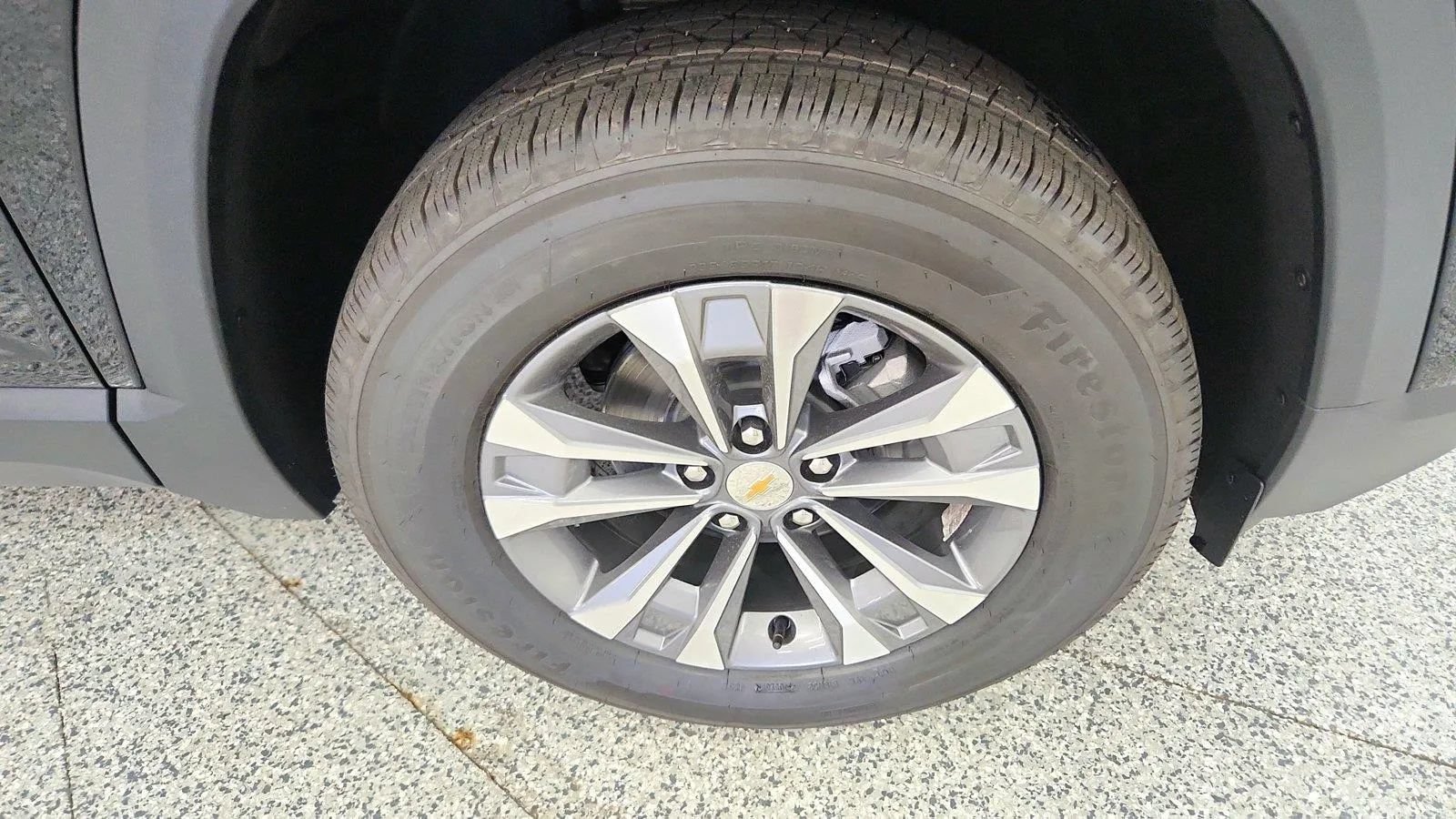 Used 2026 Chevrolet Equinox LT w/ Convenience Package II FWD image 13