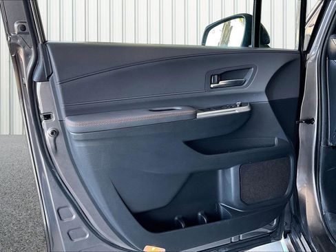 Used 2021 Toyota Sienna XSE w/ XSE Plus Package FWD image 16