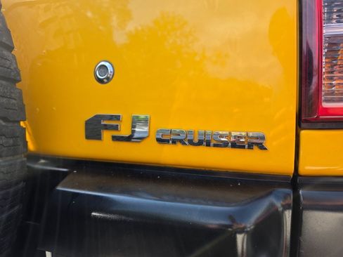 Used 2007 Toyota FJ Cruiser 4WD image 9