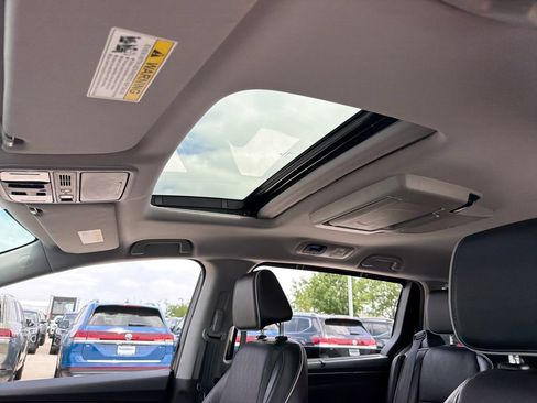 Used 2023 Honda Odyssey Elite image 20