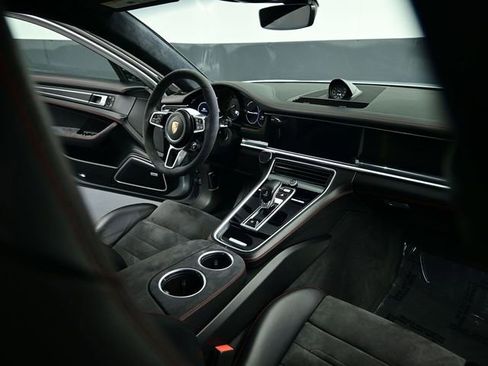 Used 2019 Porsche Panamera GTS image 87