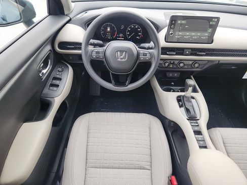 New 2026 Honda HR-V LX image 7
