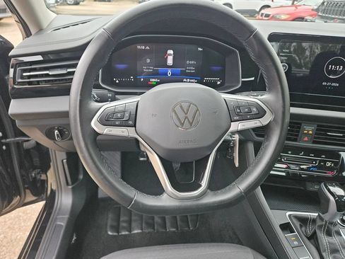 Used 2025 Volkswagen Jetta S FWD image 18