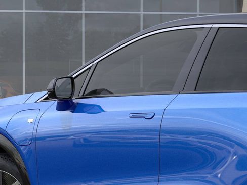 New 2026 Cadillac Optiq Luxury 1 image 12